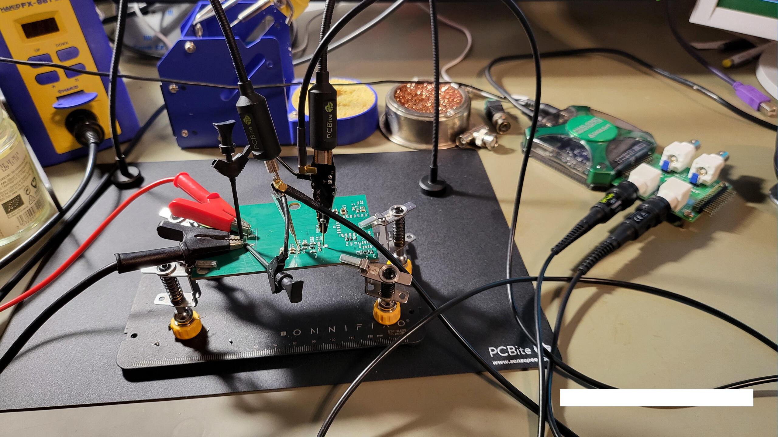 PCBite Hands-free probing